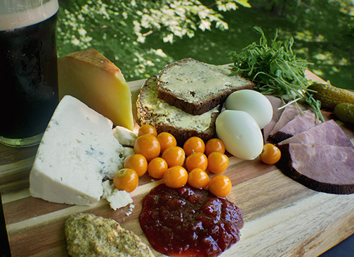 Ploughman's lunch